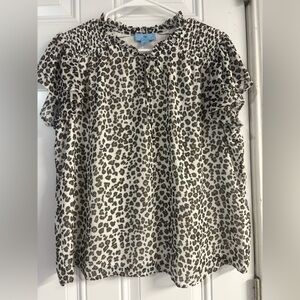 CeCe Animal Print Ruffle Sleeve Blouse✨